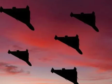 Россияне ночью атаковали двумя «Искандерами» и 128 дронами