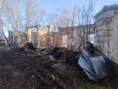 В Сумской области россияне разрушили усадьбу, в которой жил Тарас Шевченко
