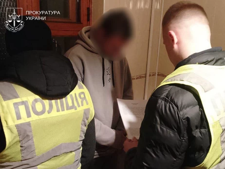 В Киеве задержали мужчин, которые избили военнослужащего на реабилитации