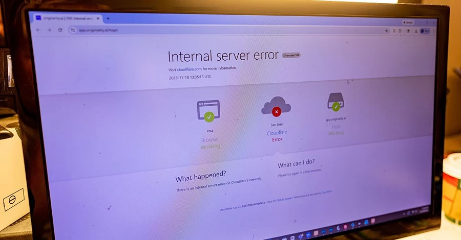 Сайти по всьому світу кілька годин не працювали через збій у роботі сервісу Cloudflare