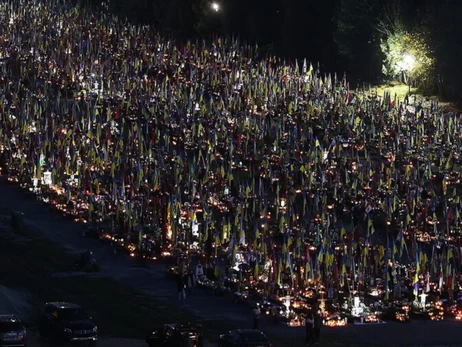 У Львові на Марсовому полі майже не залишилось місць для поховань військових