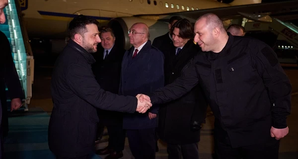 Зеленський вже в Туреччині, його зустрів Рустем Умеров