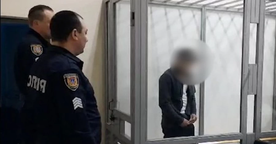 В Одесской области подростка приговорили к 13 годам за двойное убийство своих матери и сестры