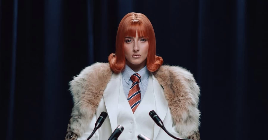 Співачка Grisana знялася з номінацій музичних премій на тлі закидів про батька-корупціонера