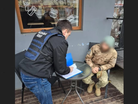 Сын мэра Умани получал выплаты за фиктивную инвалидность и проигрывал их в онлайн-казино 