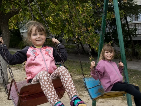 В Украине впервые отмечают День защиты детей 20 ноября, а не 1 июня