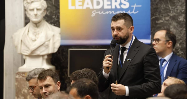 Арахамія назвав вимогу нового уряду думкою окремих “слуг народу”