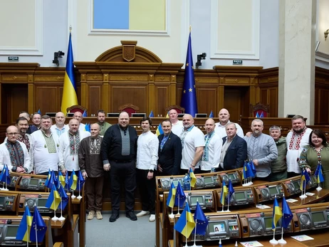 «Слуга народу»: що зараз являє собою пропрезидентська фракція монобільшості