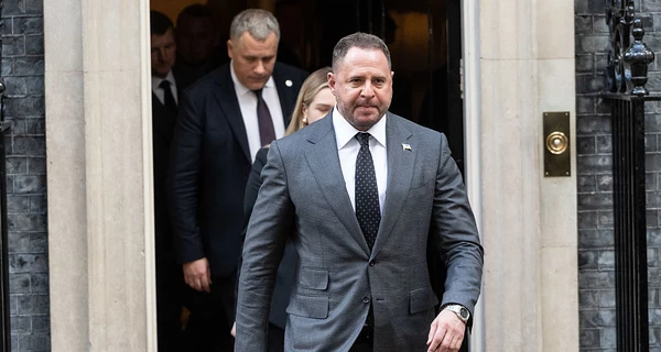 Железняк, Гончаренко та Безугла кажуть, що Зеленський відмовився звільняти Єрмака