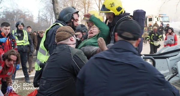  В больницах Тернополя остаются 52 пострадавших от удара РФ, среди них 17 детей