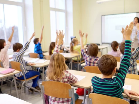 Школам рекомендують продовжити навчання у червні або перейти на шестиденний навчальний тиждень, - МОН