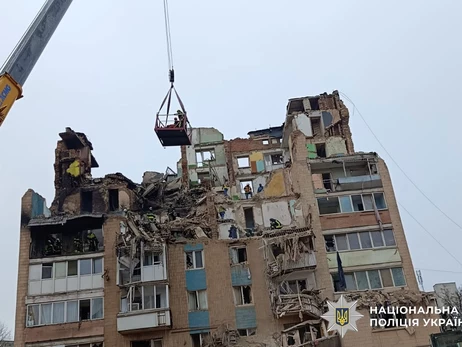 В Тернополе количество погибших возросло до 31 человека - из-под завалов достали тела женщины и двоих детей