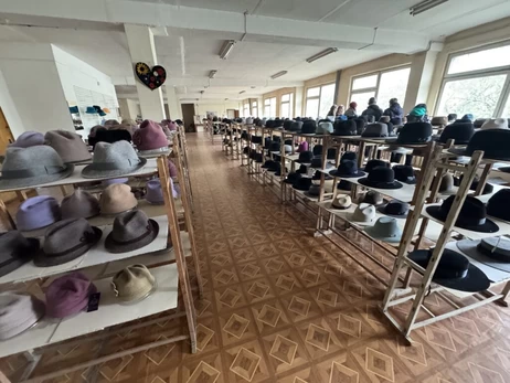 Шляпы, пережившие империю: в Хусте производят головные уборы, которые носят даже в Японии