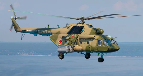 Дрон ССО впервые поразил вражеский вертолет в небе над Ростовской областью РФ 