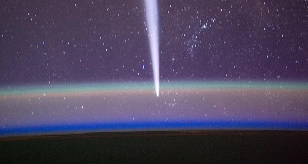 Астронавти МКС засняли рідкісне явище у космосі - як комету 