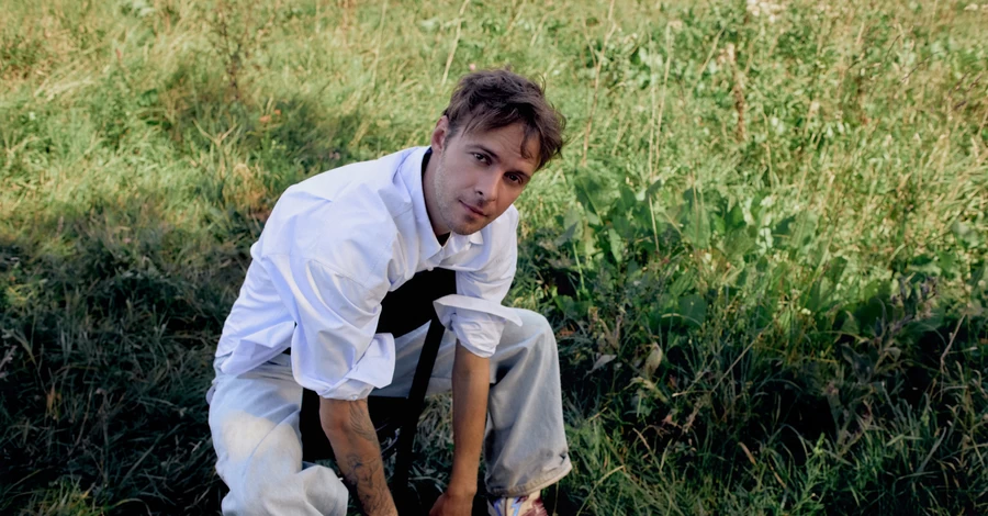 Макс Барських показав, що відбувалося за кадром зйомок нового мініальбому “Місто дощів”