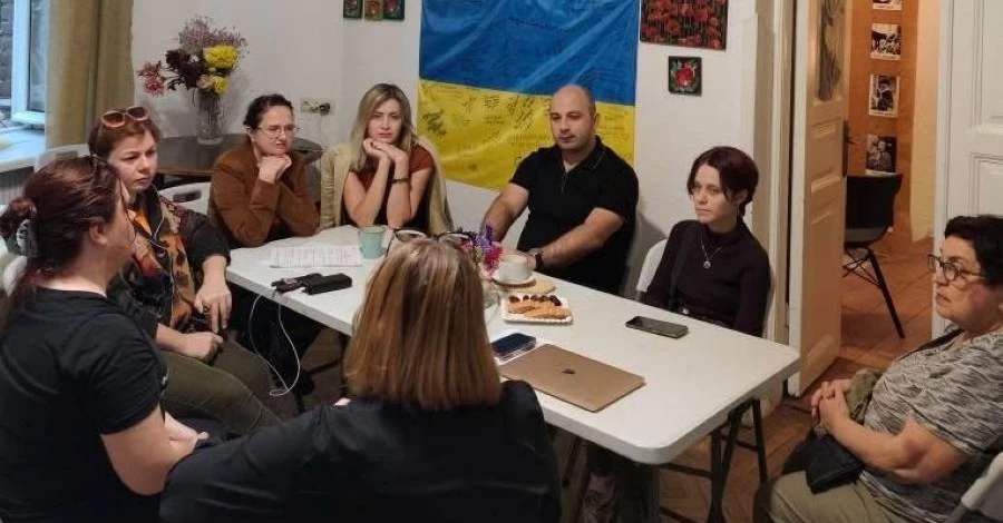 Смотрят кино, изучают традиции и язык: чем живет разговорный украинский клуб в Тбилиси