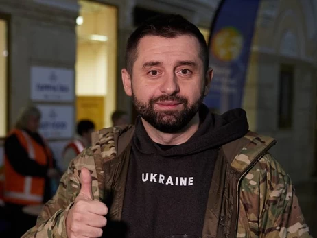 В СБУ опровергли сообщения о подготовке подозрений Арахамии и Клименко