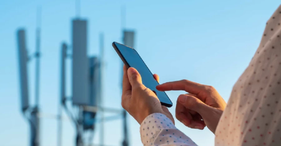 Українці матимуть стабільний швидкісний мобільний інтернет - Зеленський підписав закон