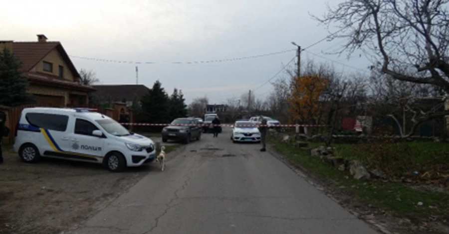 Стрельба с полицейским в Запорожье: среди раненых оказался глава ячейки 