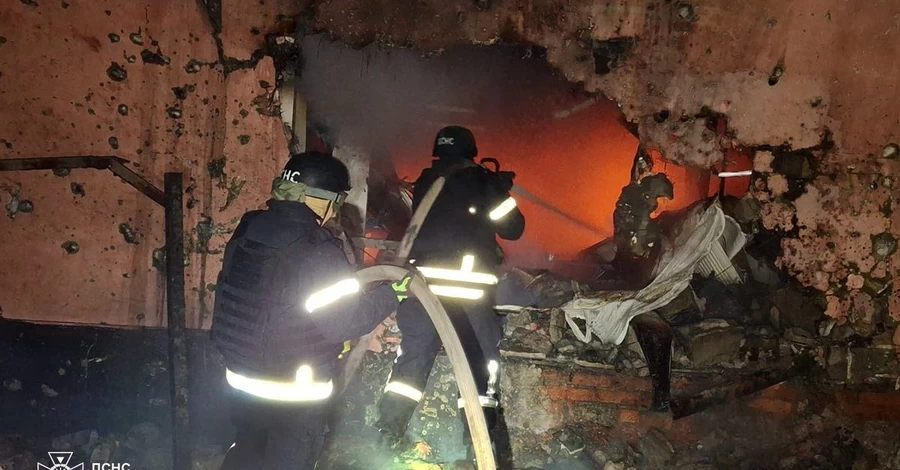 Росіяни атакували дронами Дніпропетровщину, пошкоджені дитсадок та магазин, є постраждалі