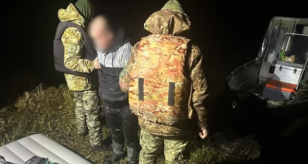 Виннитчанин пытался доплыть до Молдовы на надувном матрасе, его спасли пограничники