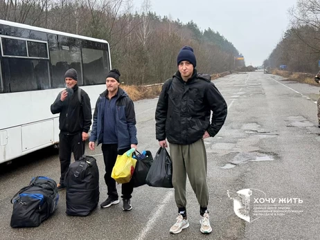 Украина в одностороннем порядке передала России 14 гражданских лиц