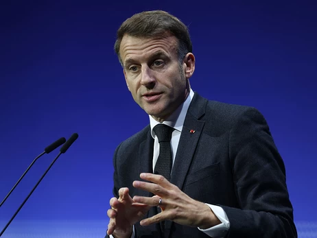 Макрон оголосив про запровадження у Франції добровільної військової служби через російську загрозу