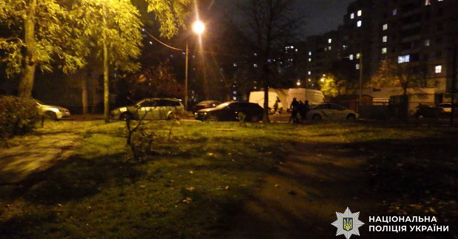 У Києві чоловік з ножем напав на перехожого, який заступився за дитину