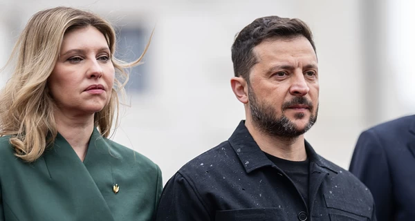 Зеленский второй раз за две недели прибыл в Париж — теперь вместе с супругой