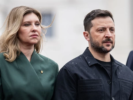 Зеленский второй раз за две недели прибыл в Париж — теперь вместе с супругой