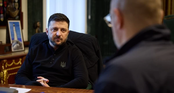  Зеленский поручил Шмыгалю подготовить новый план обороны Украины 