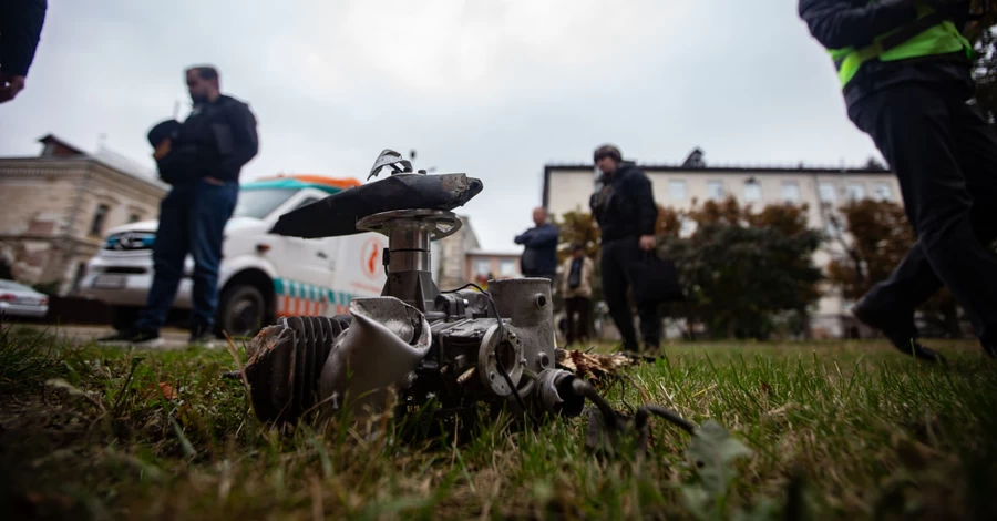 Россияне ночью атаковали 62 дронами, силы ПВО обезвредили 39