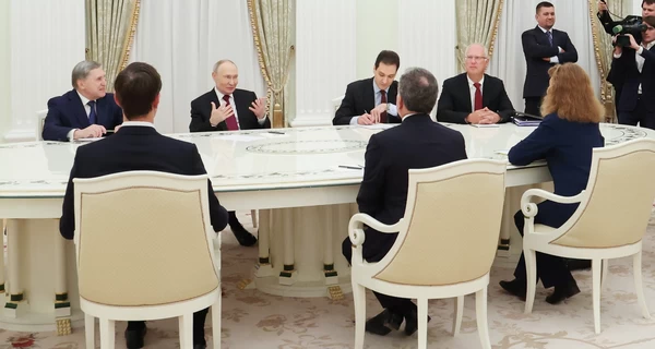 Дмітрієв назвав переговори Віткоффа й Путіна «продуктивними», проте Ушаков запевнив, що «компромісів не знайдено»