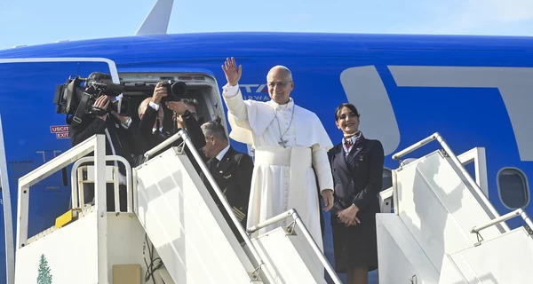 Италия могла бы стать ключевым посредником в мирных переговорах по Украине, - Папа Лев XIV