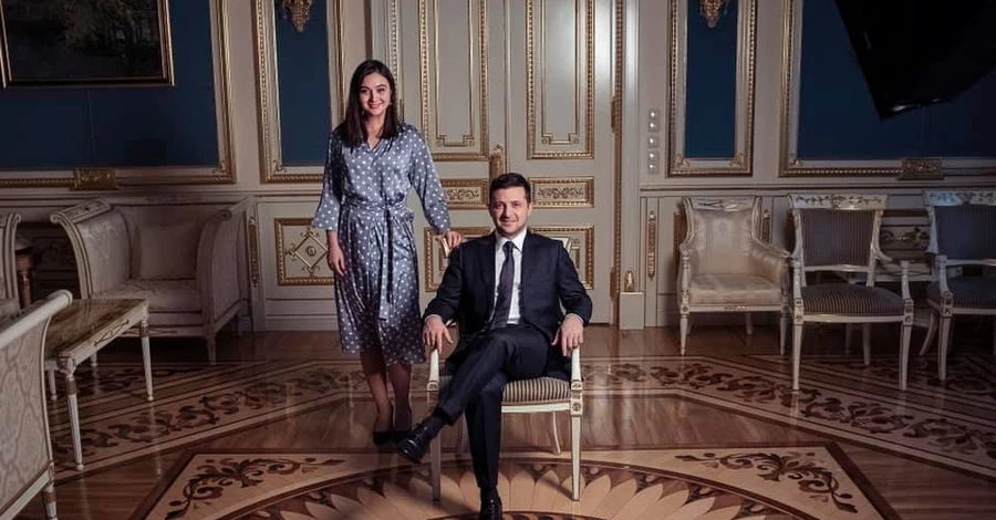 Фотограф рассказал историю вирусной фотографии Зеленского и Мендель