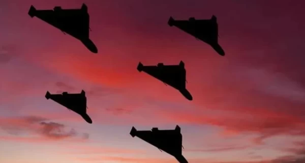 Літак Зеленського на шляху до Ірландії переслідували дрони військового типу, - ЗМІ