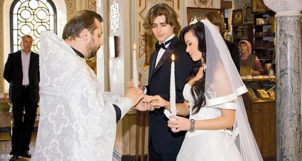 Почему Анастасия Заворотнюк венчалась в Украине? 
