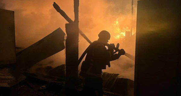 Россияне ночью нанесли массированный удар по Киевщине, ранены три человека