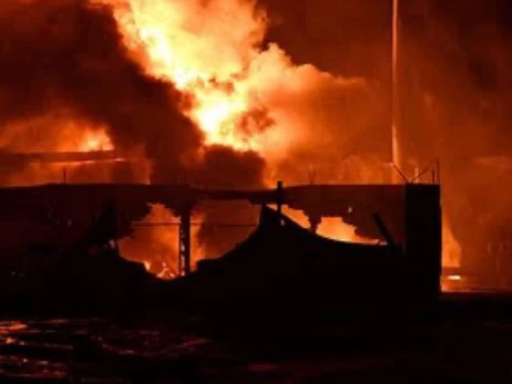 Россияне массированно атаковали Кременчук - в городе перебои со светом и водой