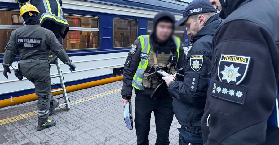 У Києві підліток загинув на очах пасажирів, залізши на вагон електрички