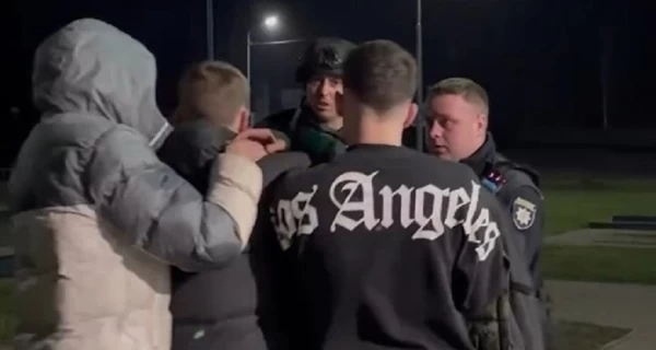 Правоохранители установили личности нападающих на артистов 