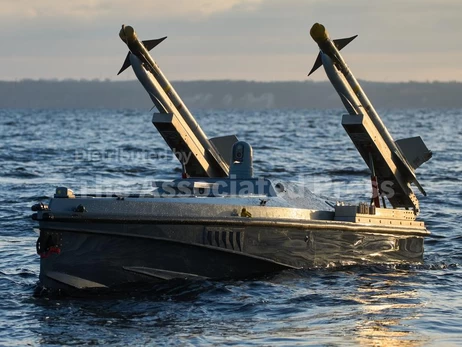 Фотограф показав українські морські дрони, оснащені ракетами
