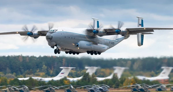 В России упал военно-транспортный самолет Ан-22, погибли все семь человек на борту