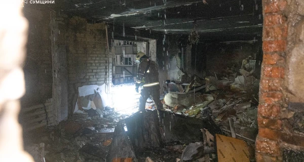 Россияне ударили по жилым многоэтажкам в Чернигове и Ахтырке, есть пострадавшие