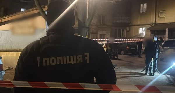 В Одессе неизвестные посреди улицы расстреляли мужчину