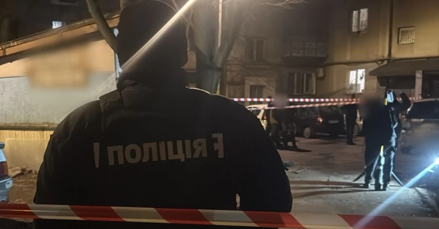 В Одессе неизвестные посреди улицы расстреляли мужчину