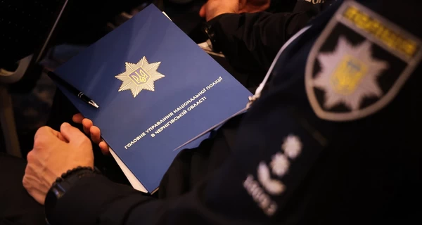 В Прилуках патрульный автомобиль сбил двух пешеходов на переходе - ребенок погиб