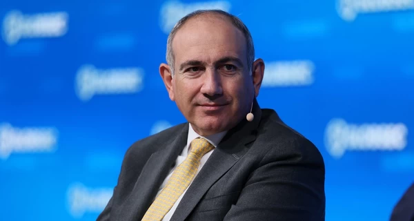 Самолет Пашиняна не смог сесть в Москве из‑за закрытого воздушного пространства, - СМИ