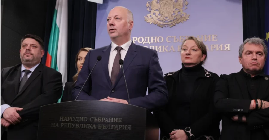 После массовых протестов граждан правительство Болгарии ушло в отставку